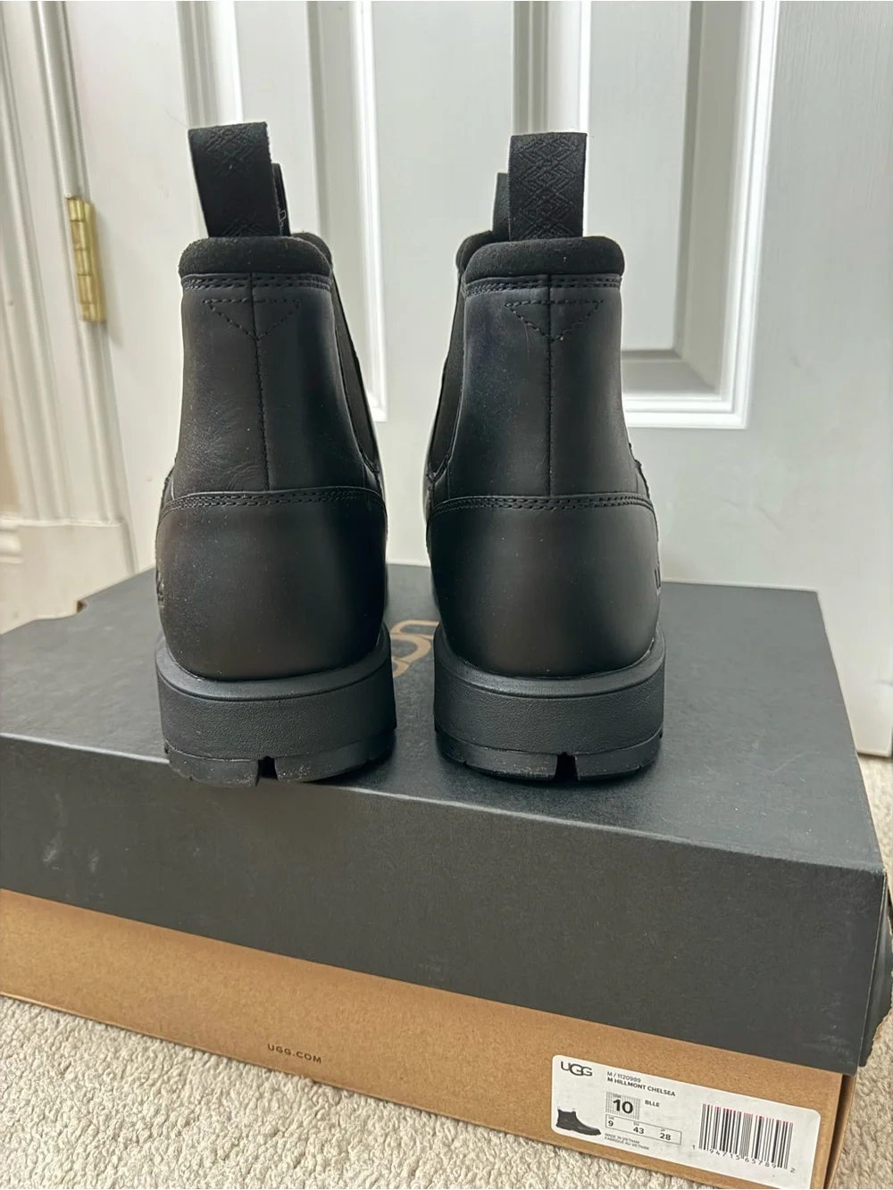 UGG Men's Waterproof Hillmont Chelsea Boots in Black